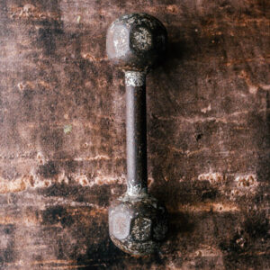 Vintage gietijzeren dumbbell