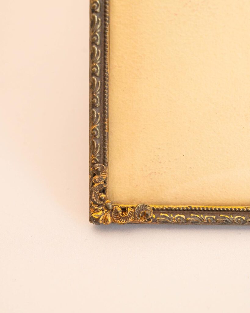 Vintage messing fotolijstje met bolglas