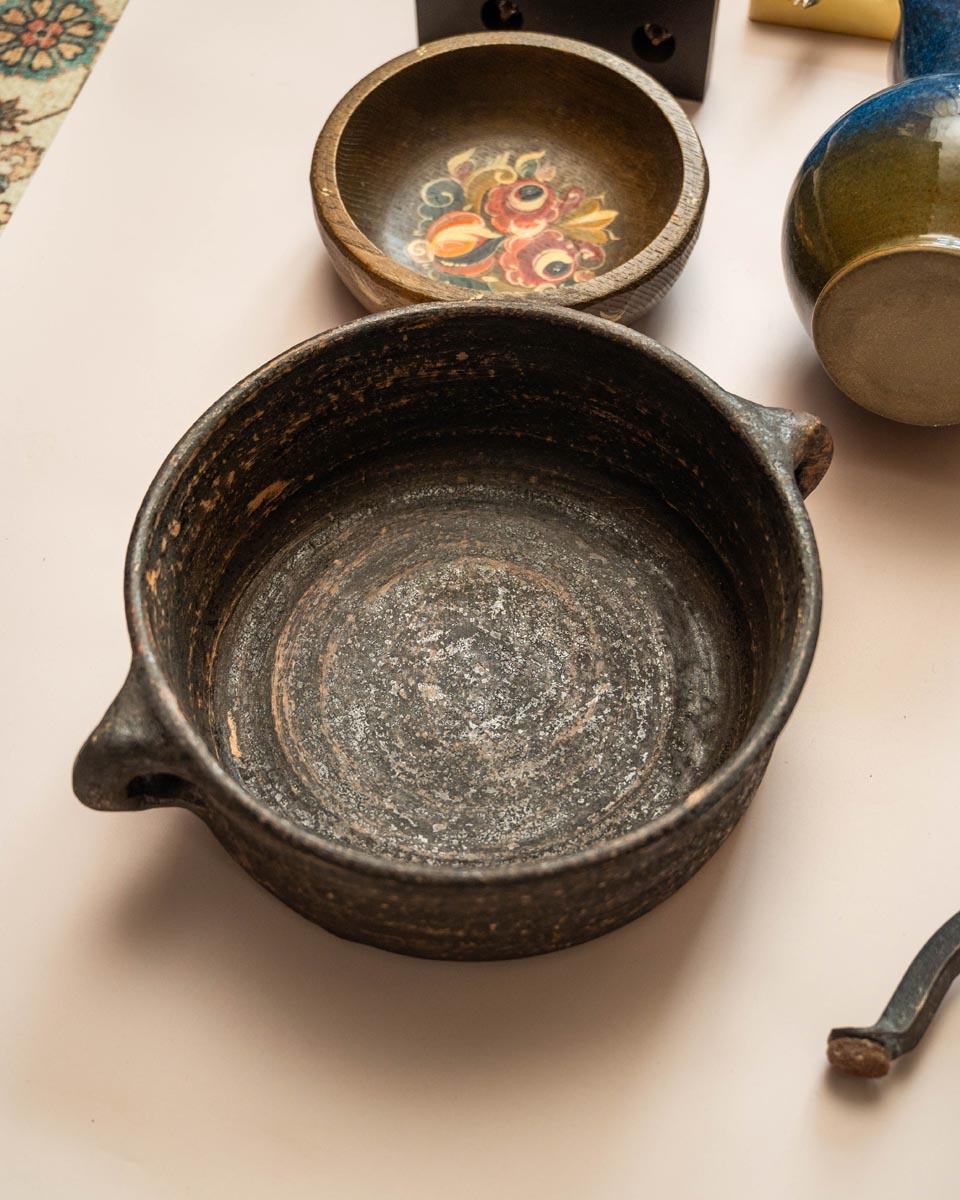 vintage Makra kookpotten van rood aardewerk met twee oren