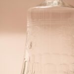 Loodkristallen karaf van Bohemia met etswerk