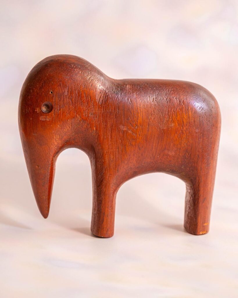 the-fox-and-some-vintage (D17 2026 - 1325)-0704